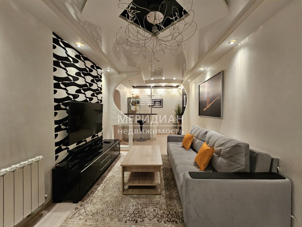 Продажа 2-комнатной квартиры, Бор, Луначарского ул,  204а