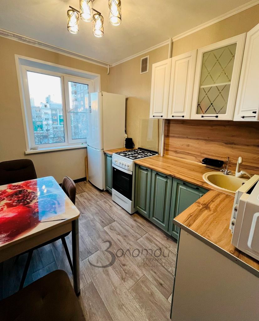 Продажа 3-комнатной квартиры, Нижний Новгород, Челюскинцев ул,  15