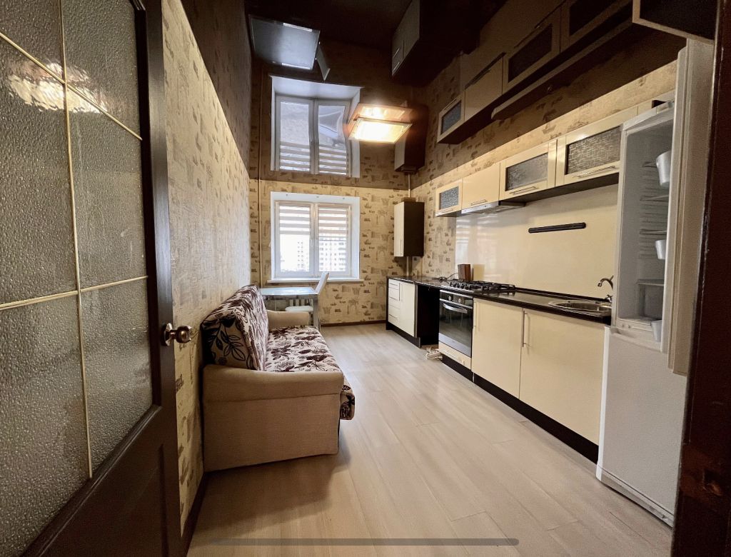 Продажа 1-комнатной квартиры, Ярославль, Моторостроителей проезд,  2