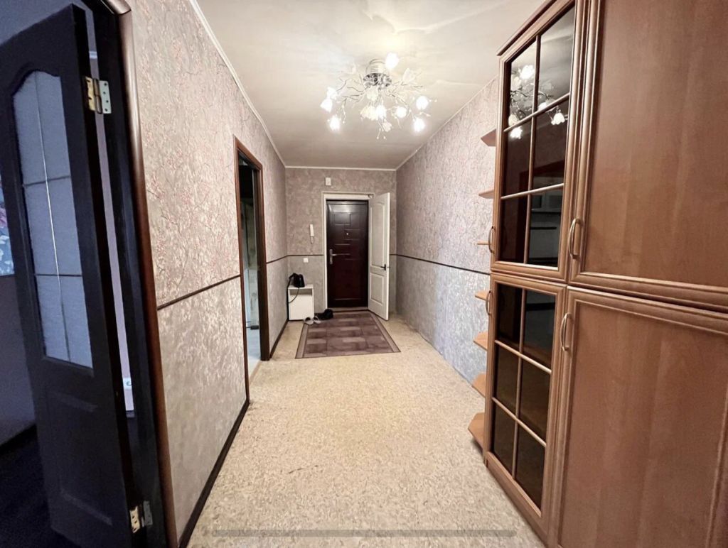 Продажа 1-комнатной квартиры, Ярославль, Моторостроителей проезд,  2