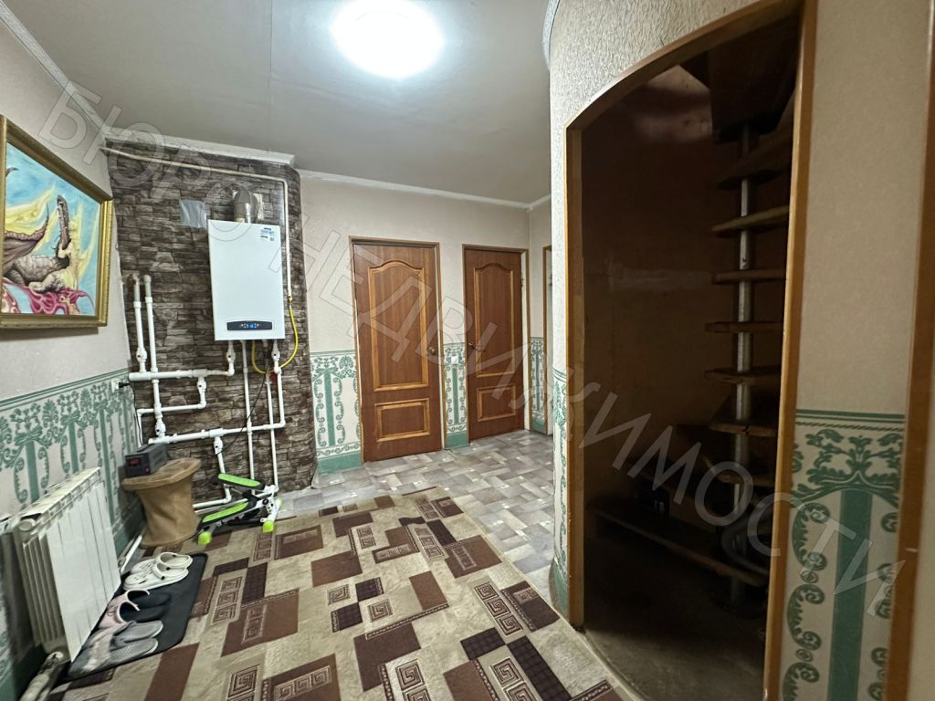 Продажа дома, 187м <sup>2</sup>, 3 сот., Балашов, Чапаева ул,  12