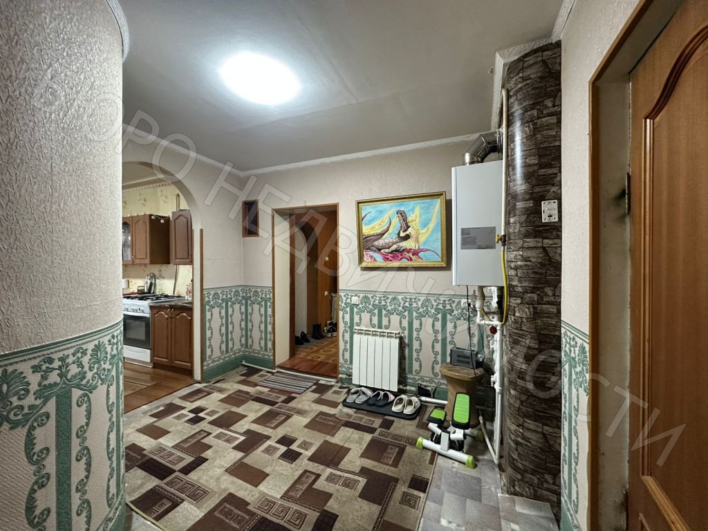 Продажа дома, 187м <sup>2</sup>, 3 сот., Балашов, Чапаева ул,  12