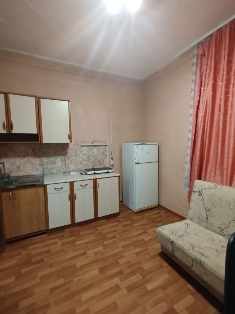 Аренда комнаты, 27м <sup>2</sup>, Нижний Новгород, Бекетова ул,  26/1