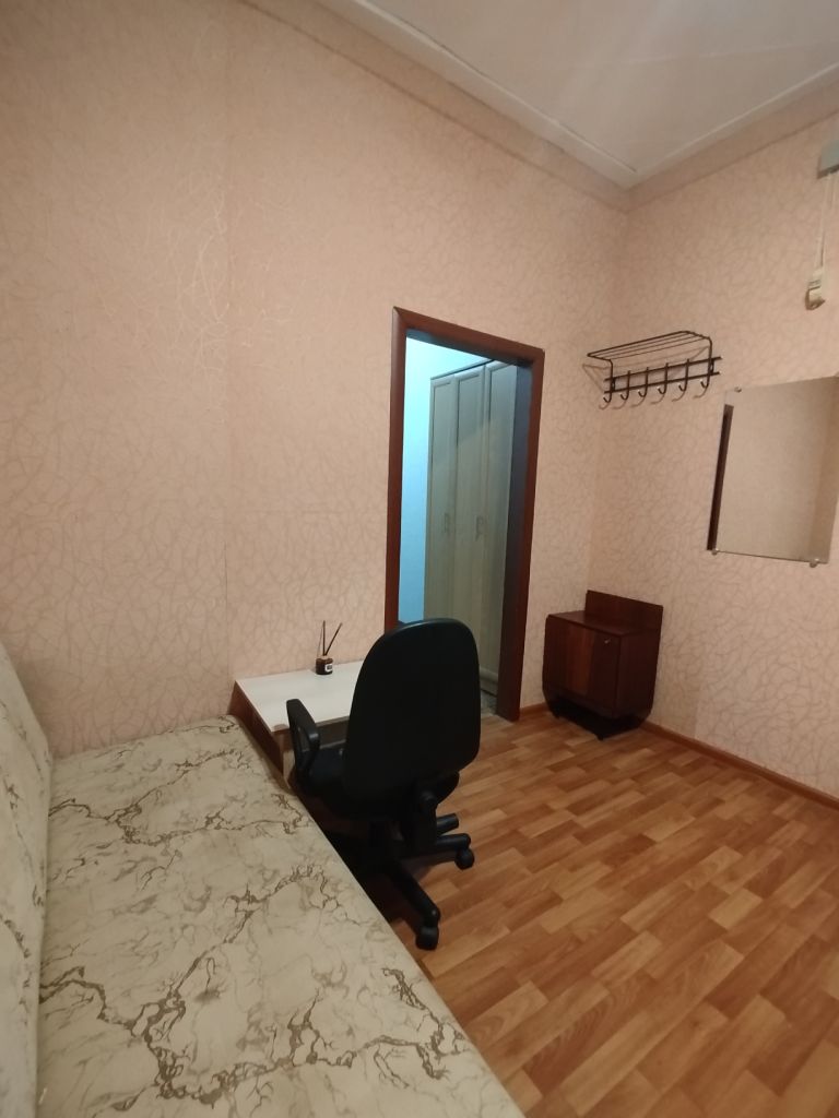 Аренда комнаты, 27м <sup>2</sup>, Нижний Новгород, Бекетова ул,  26/1