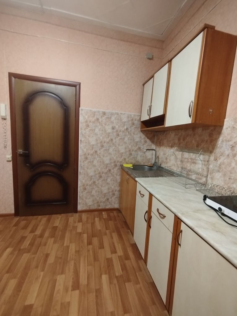 Аренда комнаты, 27м <sup>2</sup>, Нижний Новгород, Бекетова ул,  26/1