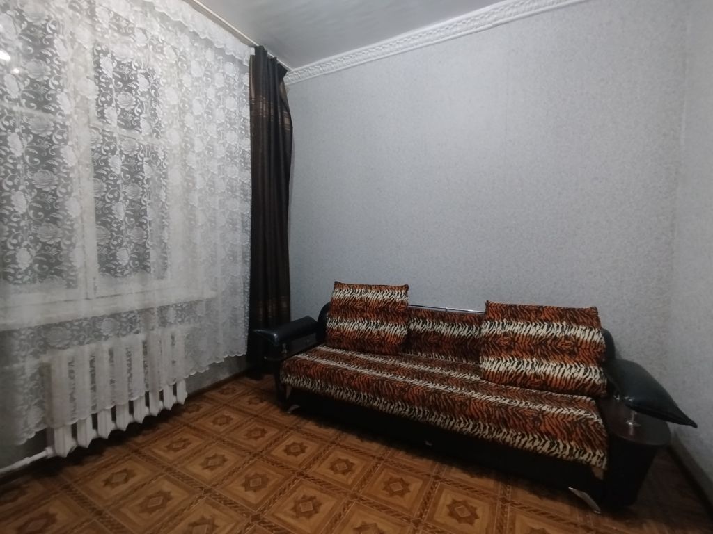 Аренда комнаты, 27м <sup>2</sup>, Нижний Новгород, Бекетова ул,  26/1