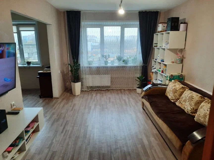 Продажа 3-комнатной квартиры, Кострома, Олега Юрасова ул,  1