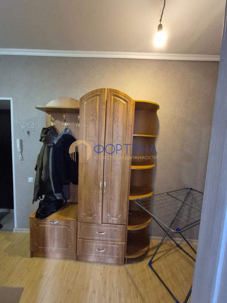 Продажа 2-комнатной квартиры, Белгород, Славянская ул,  7а