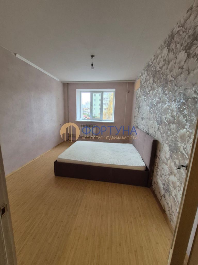 Продажа 2-комнатной квартиры, Белгород, Славянская ул,  7а