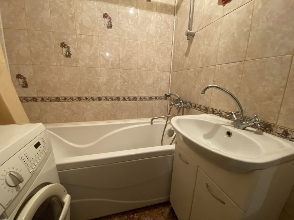 Продажа 5-комнатной квартиры, Нижний Новгород, Ванеева ул,  110/30А