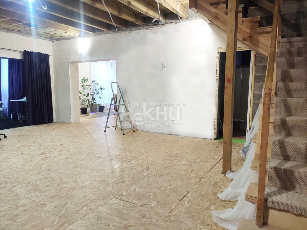 Продажа дома, 194м <sup>2</sup>, 17 сот., Бурцево, Физкультурная,  189