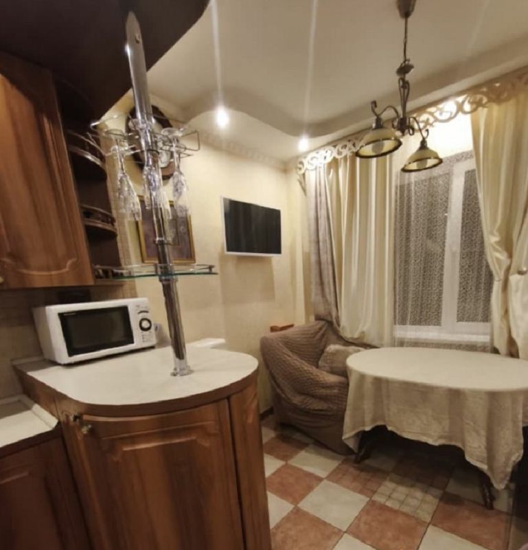 Продажа 2-комнатной квартиры, Энгельс, Кондакова ул,  48Б