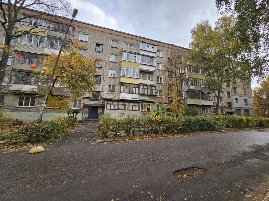 Продажа 3-комнатной квартиры, Пенза, Карпинского ул,  32