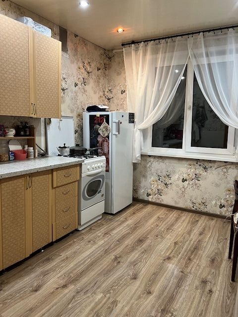 Продажа 3-комнатной квартиры, Нижний Новгород, Комсомольская ул,  6