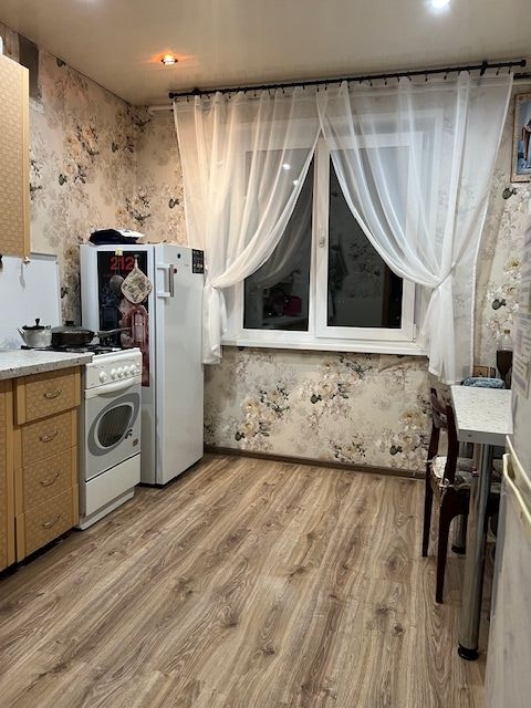 Продажа 3-комнатной квартиры, Нижний Новгород, Комсомольская ул,  6