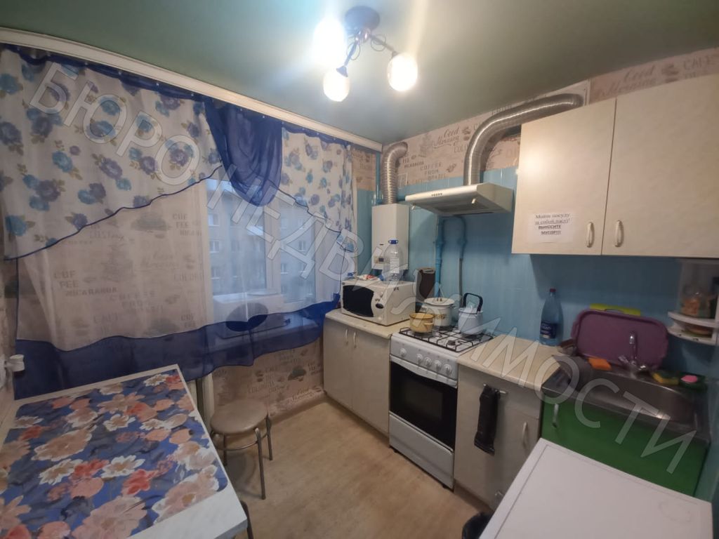 Продажа 3-комнатной квартиры, Балашов, Титова ул,  24