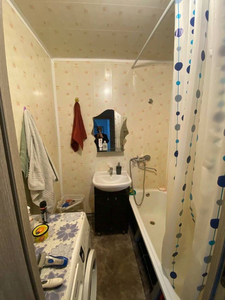 Продажа 3-комнатной квартиры, Саратов, Батавина ул,  2