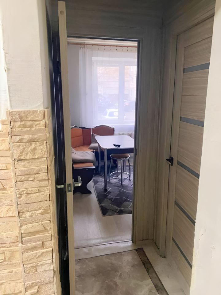 Продажа 3-комнатной квартиры, Саратов, Батавина ул,  2