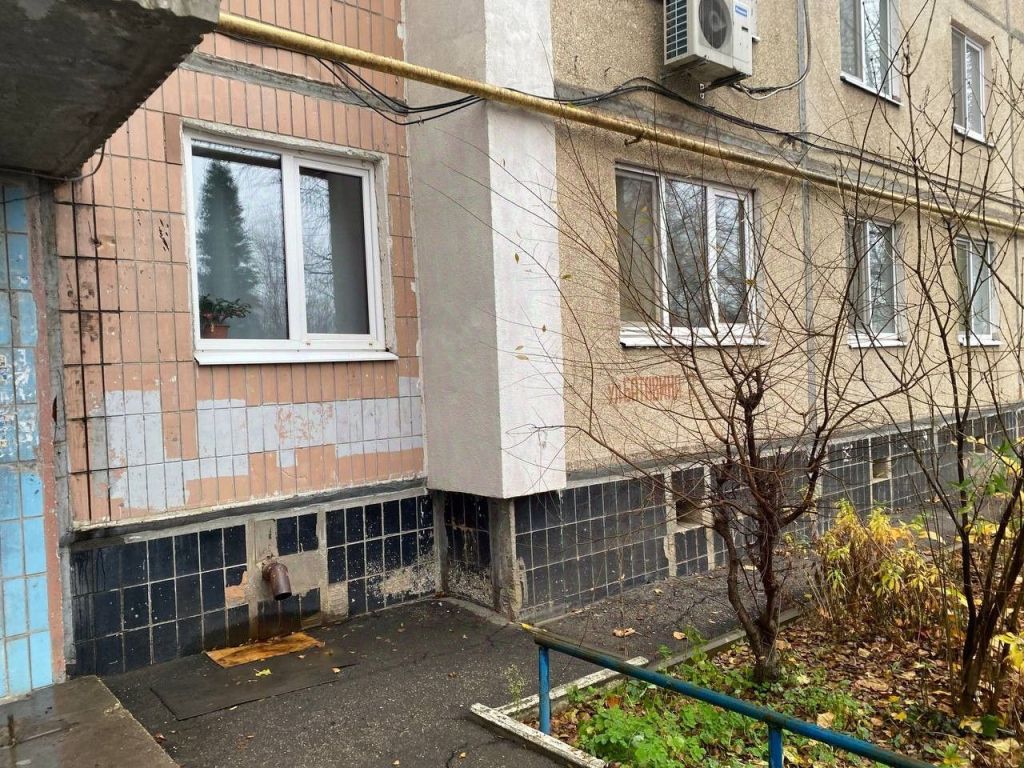 Продажа 3-комнатной квартиры, Саратов, Батавина ул,  2