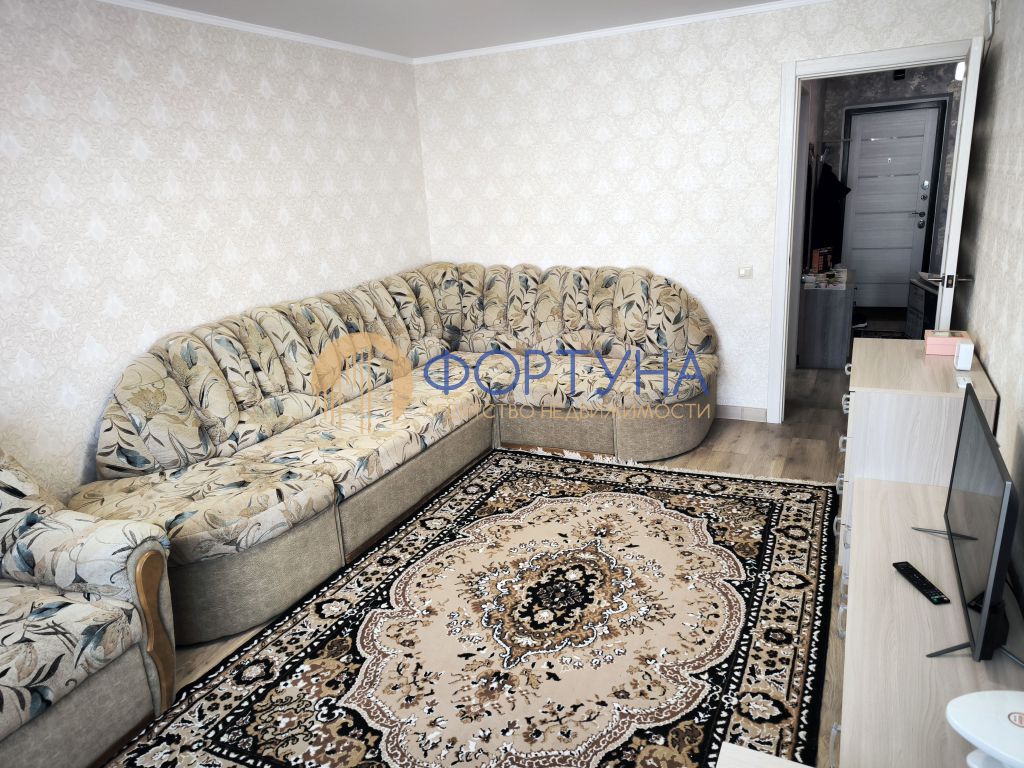 Продажа 2-комнатной квартиры, Белгород, Ватутина ул,  14