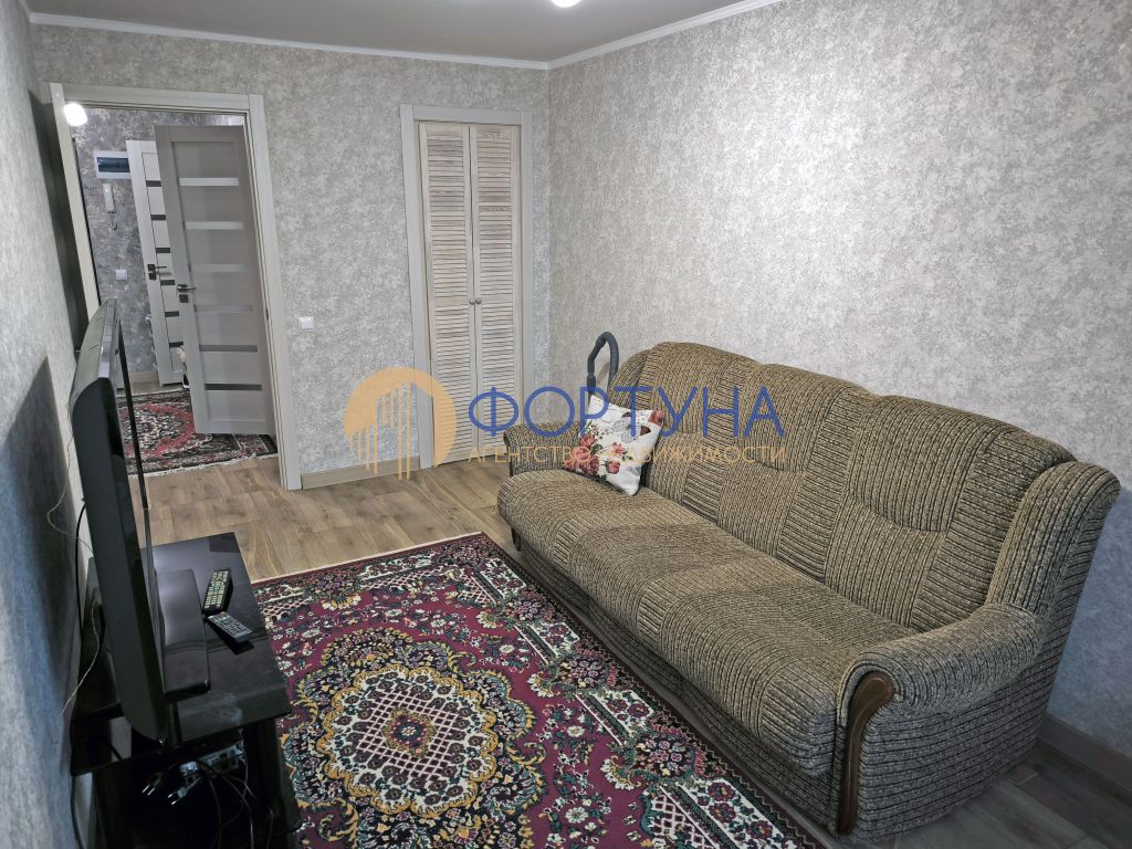 Продажа 2-комнатной квартиры, Белгород, Ватутина ул,  14