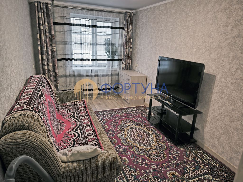 Продажа 2-комнатной квартиры, Белгород, Ватутина ул,  14