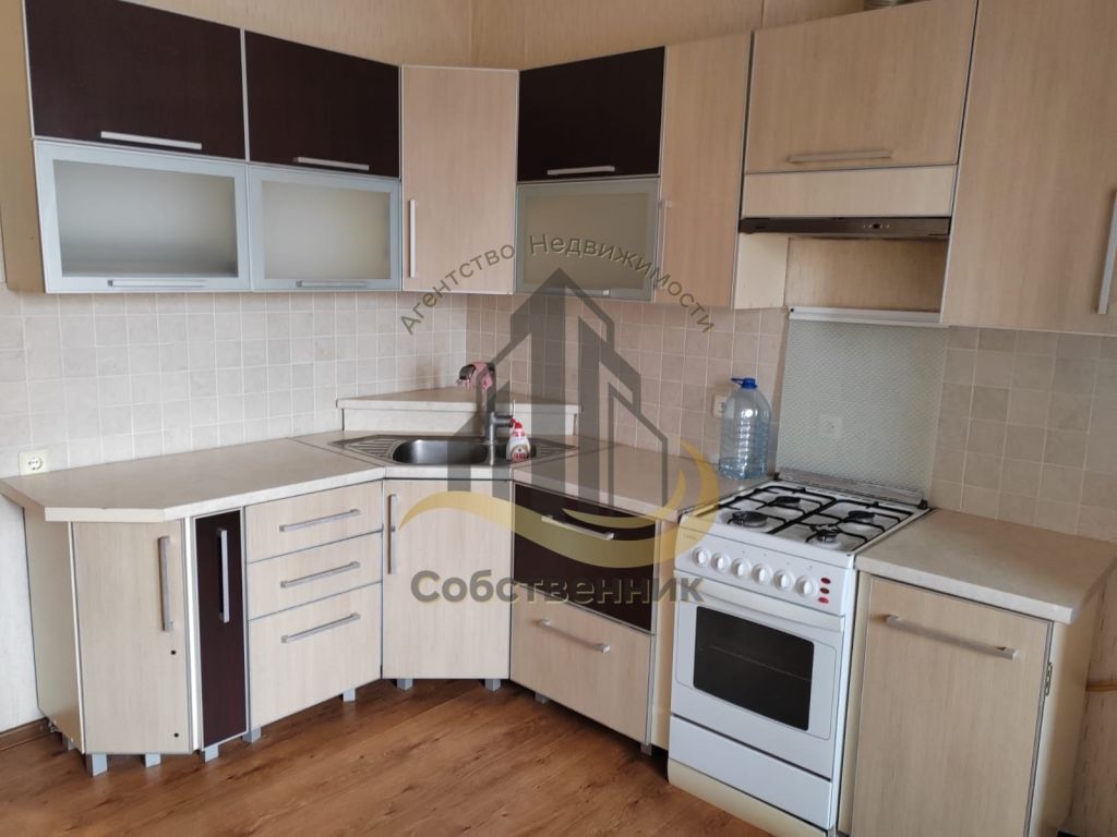 Аренда 1-комнатной квартиры, Губкин, Петра Великого ул,  6