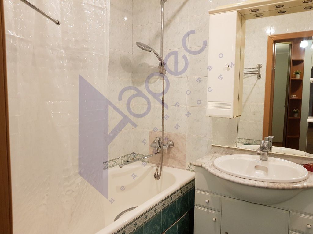 Аренда 3-комнатной квартиры, Нижний Новгород, Героя Елисеева ул,  8