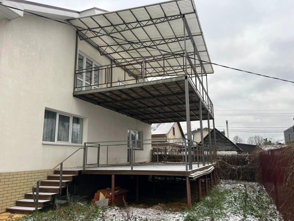 Продажа дома, 249м <sup>2</sup>, 6 сот., Кострома, 8 Марта ул,  37