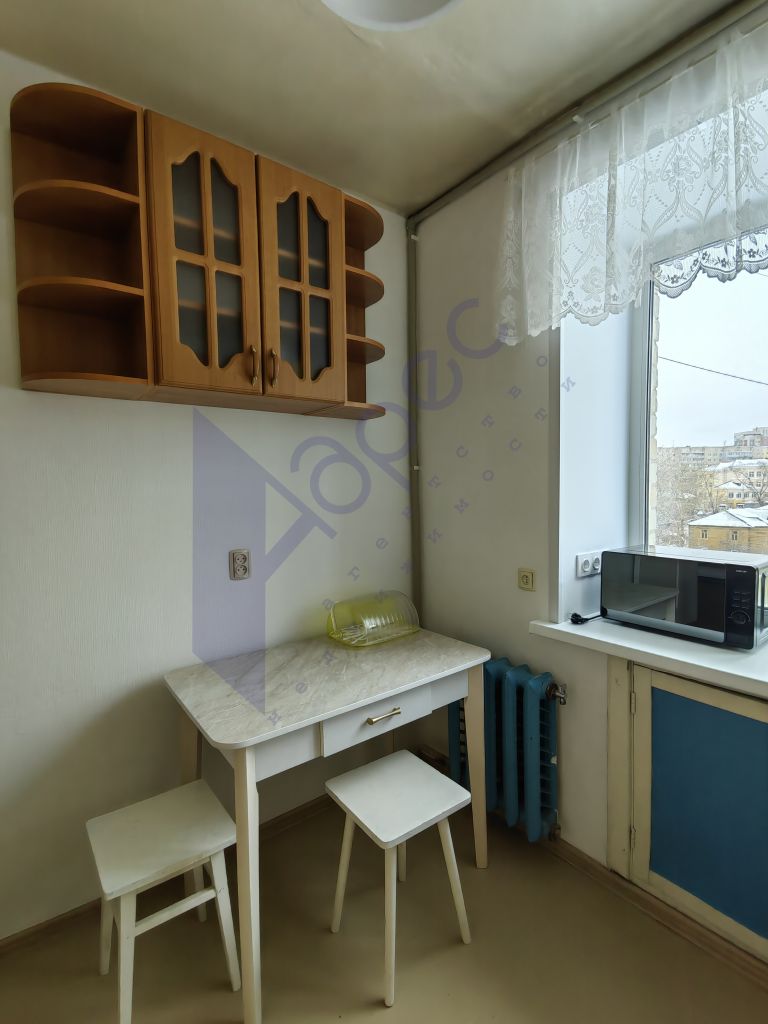 Аренда 3-комнатной квартиры, Нижний Новгород, Менделеева ул,  6