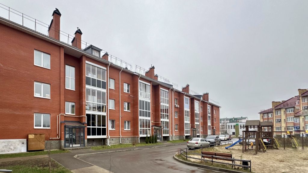 Продажа 2-комнатной квартиры, Ярославль, Сиреневый проезд,  38