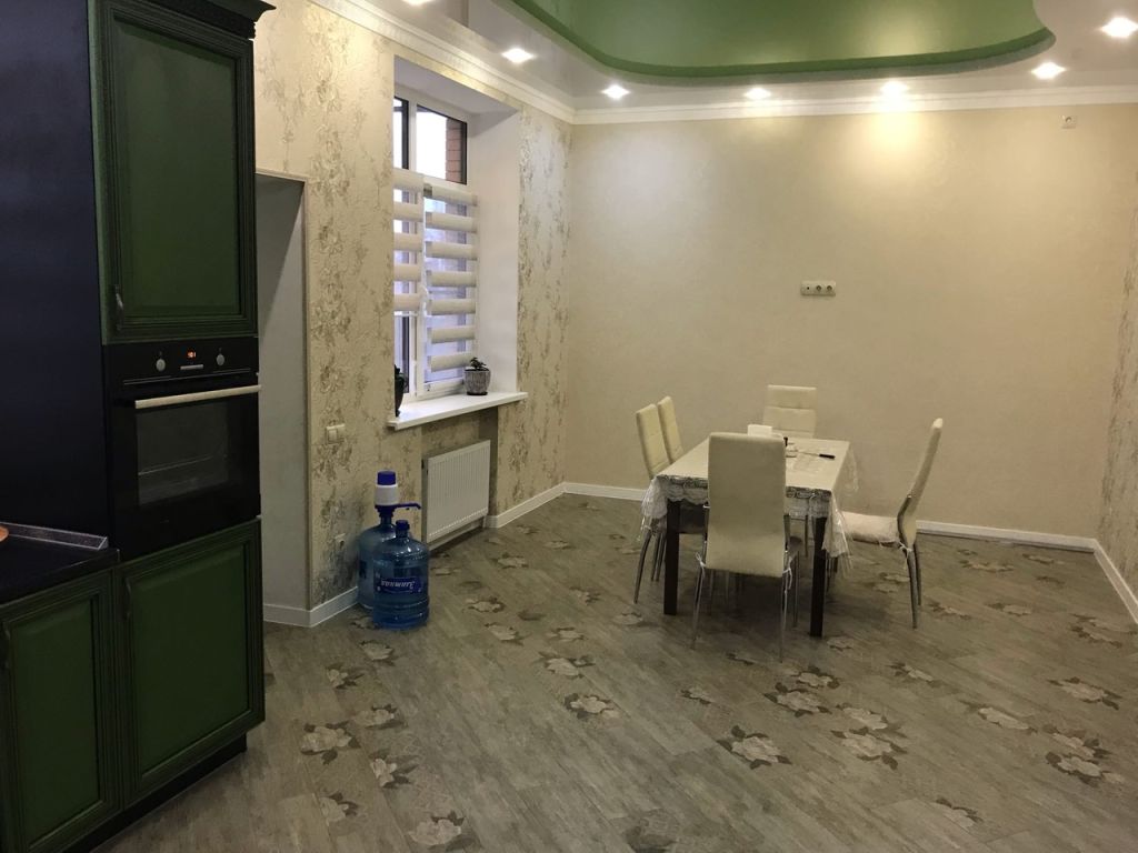 Продажа дома, 220м <sup>2</sup>, 5 сот., Ростовская