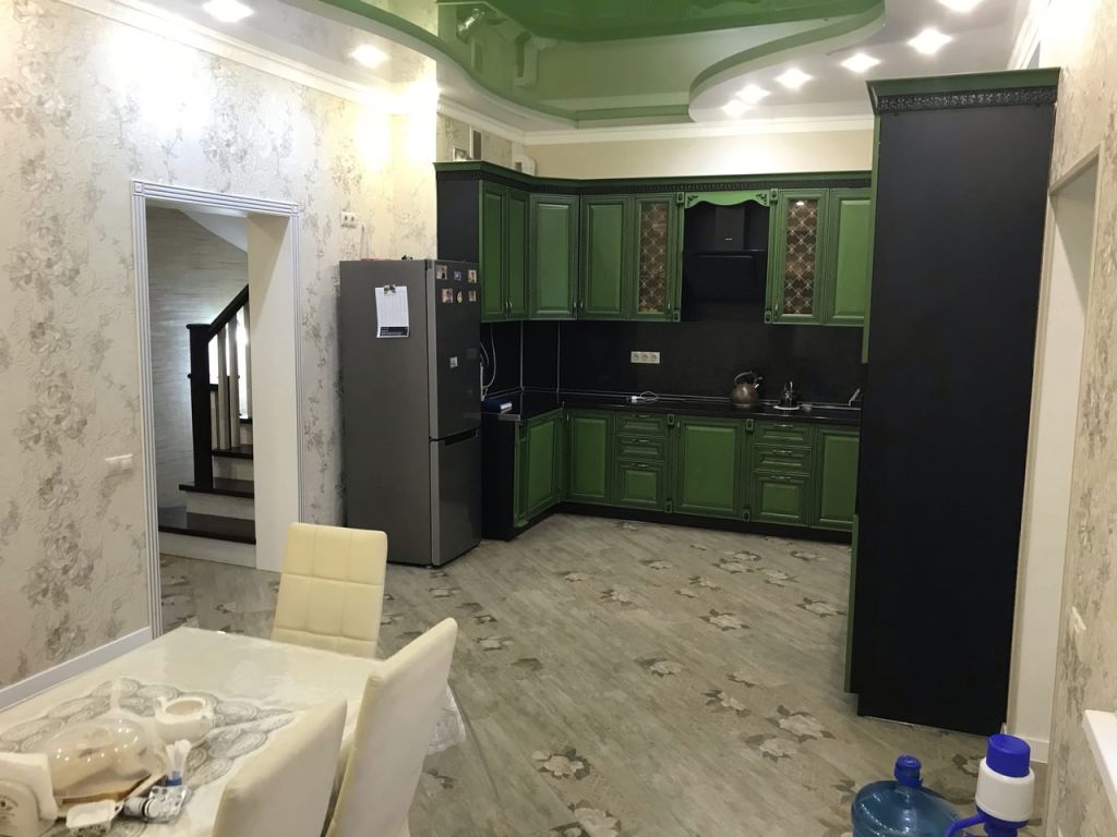 Продажа дома, 220м <sup>2</sup>, 5 сот., Ростовская