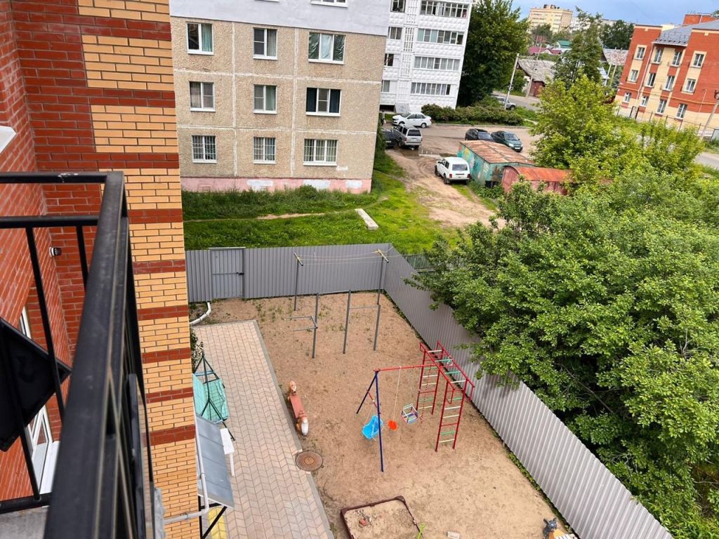 Продажа 3-комнатной квартиры, Кострома, Кирпичный проезд,  13