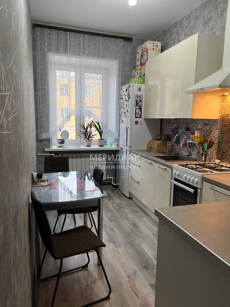 Продажа 2-комнатной квартиры, Нижний Новгород, Страж Революции ул,  32