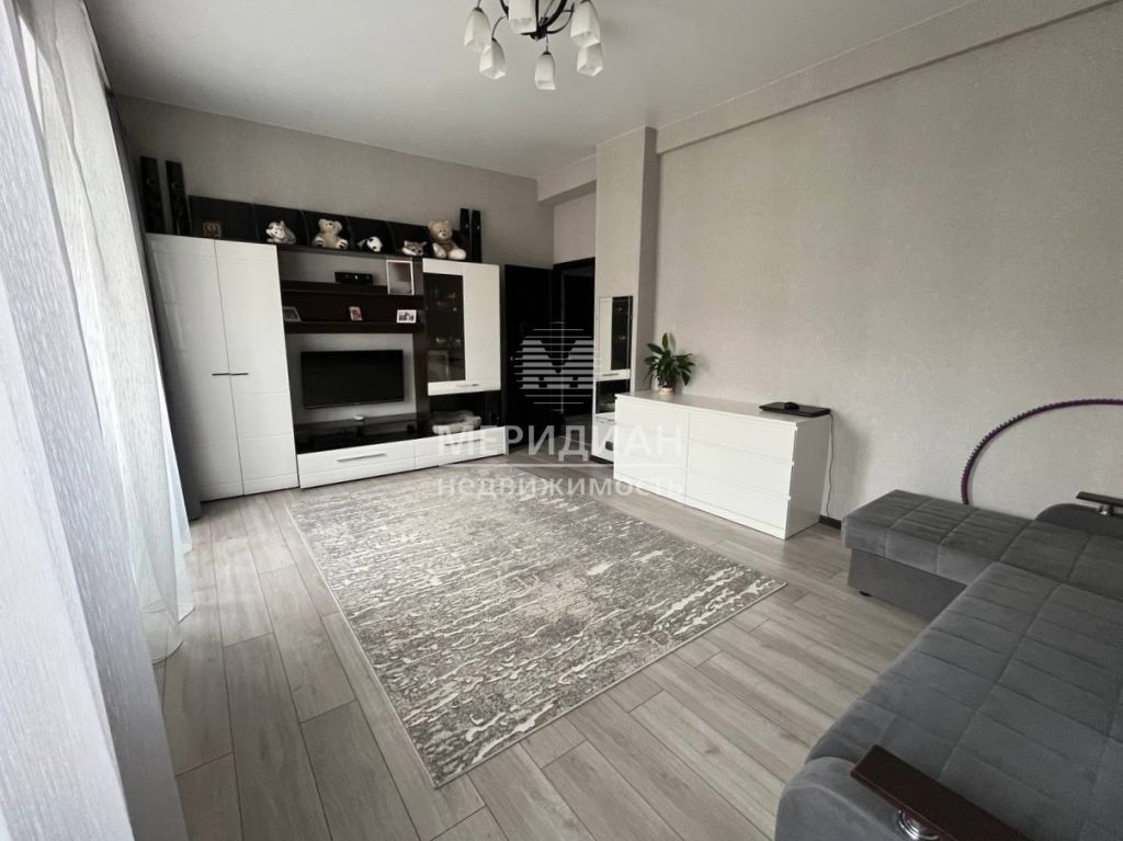 Продажа 2-комнатной квартиры, Нижний Новгород, Страж Революции ул,  32