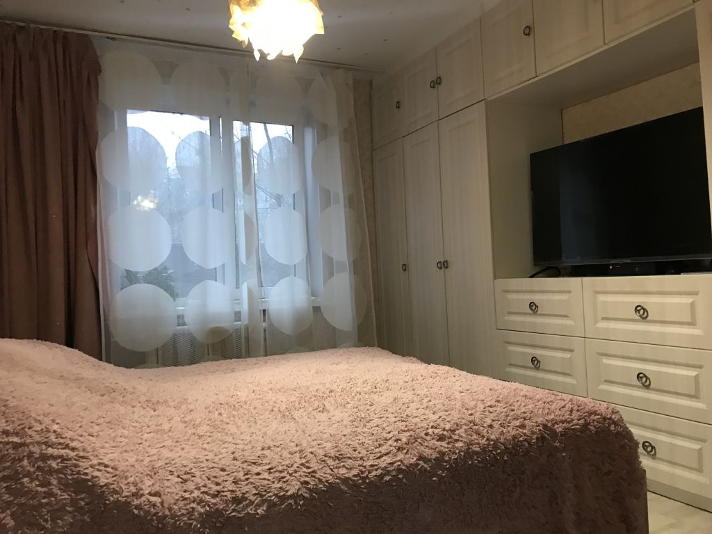 Продажа 2-комнатной квартиры, Кострома, Центральная 2-я ул,  1а