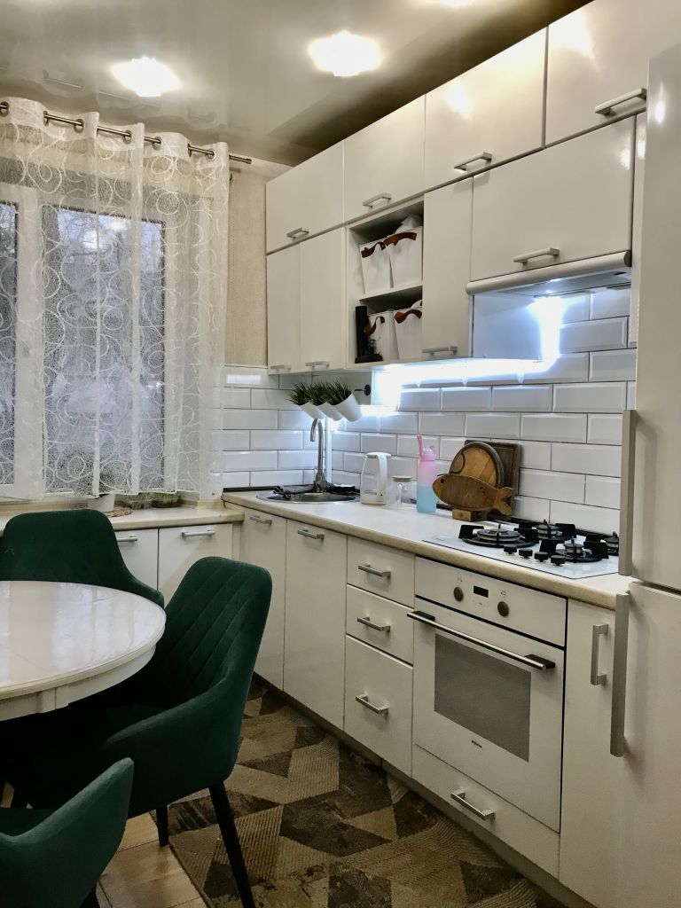 Продажа 2-комнатной квартиры, Кострома, Центральная 2-я ул,  1а