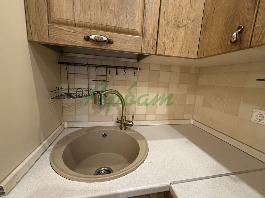 Продажа 2-комнатной квартиры, Тверь, Ткача ул,  16