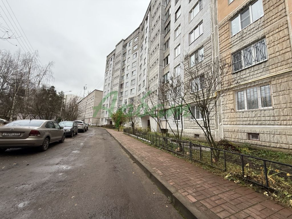 Продажа 2-комнатной квартиры, Тверь, Ткача ул,  16