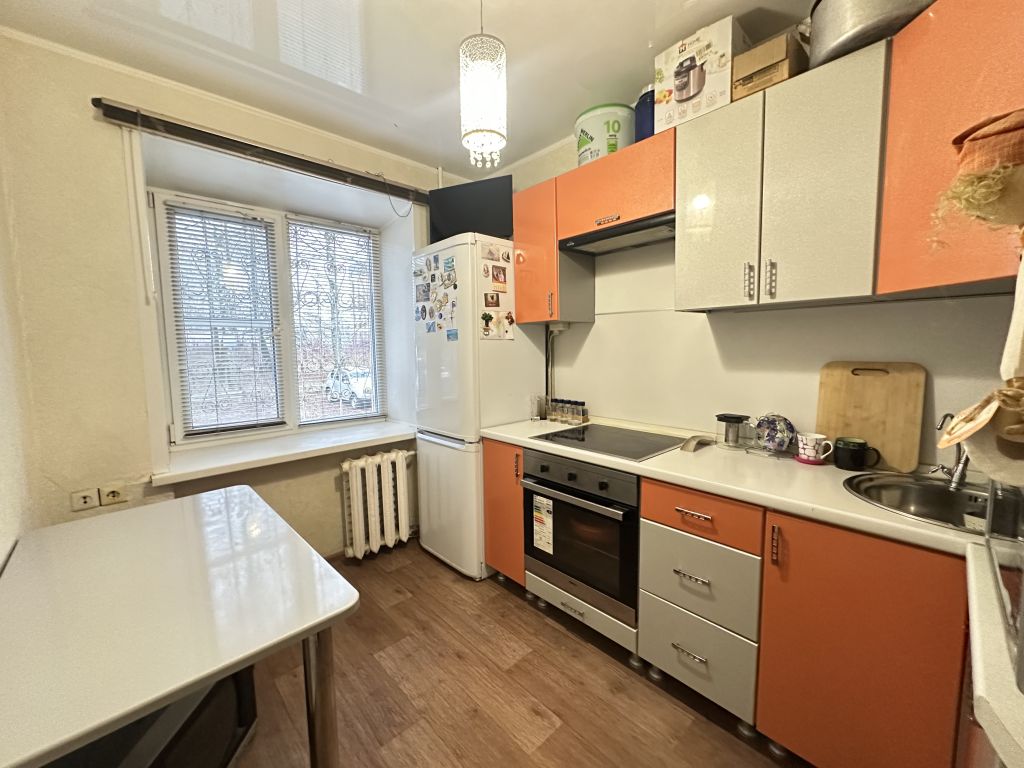 Продажа 2-комнатной квартиры, Кострома, Юбилейный мкр,  30