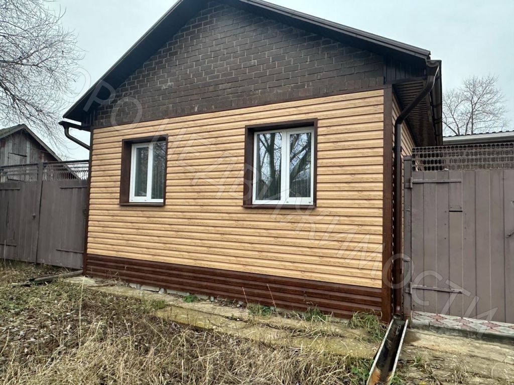 Продажа дома, 129м <sup>2</sup>, 4 сот., Балашов, Колхозная ул,  10