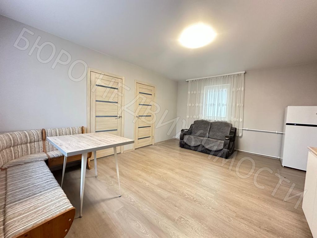 Продажа дома, 129м <sup>2</sup>, 4 сот., Балашов, Колхозная ул,  10