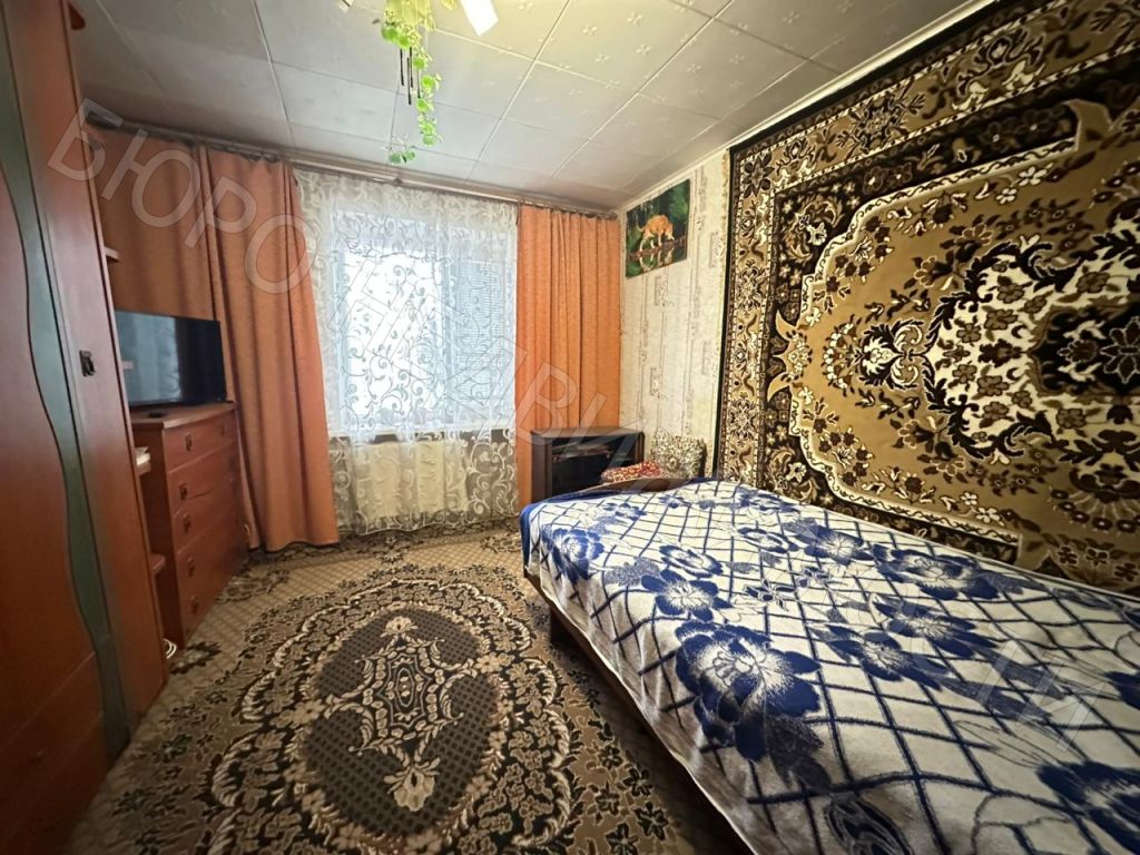 Продажа 3-комнатной квартиры, Балашов, Орджоникидзе ул,  1