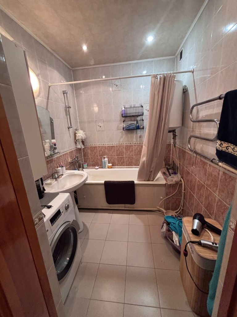 Продажа 4-комнатной квартиры, Тверь, Седова ул,  55