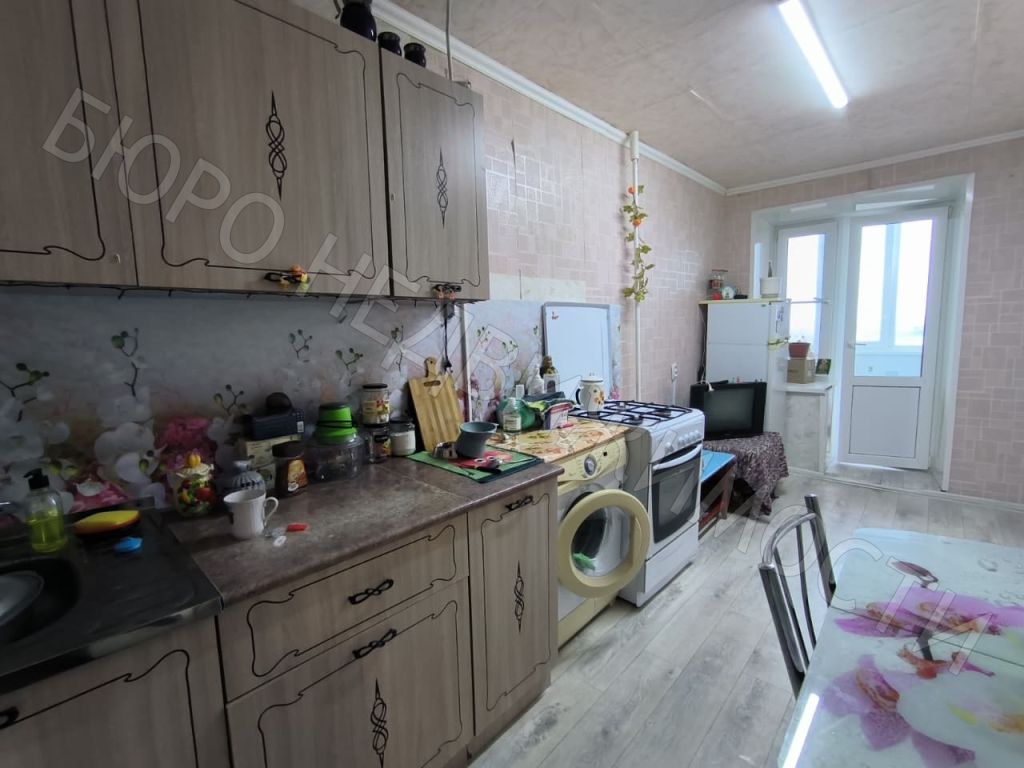 Продажа 1-комнатной квартиры, Балашов, Строителей ул,  8