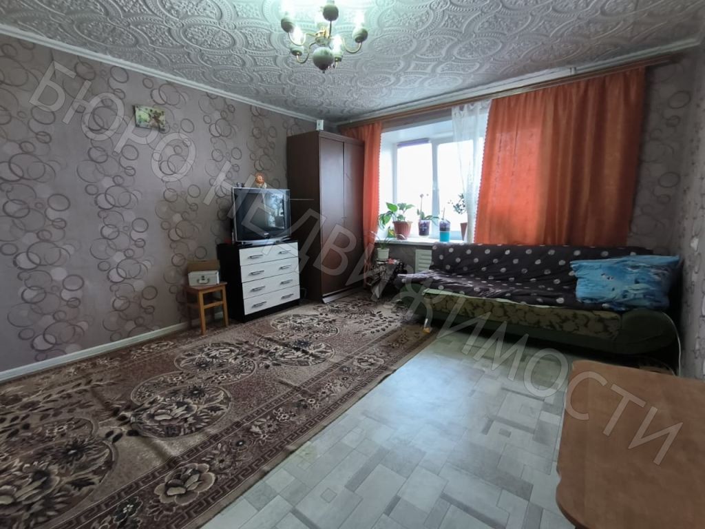 Продажа 1-комнатной квартиры, Балашов, Строителей ул,  8