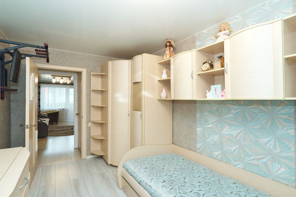 Продажа 2-комнатной квартиры, Ярославль, Панфилова ул,  15