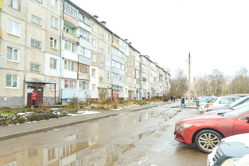 Продажа 2-комнатной квартиры, Ярославль, Панфилова ул,  15