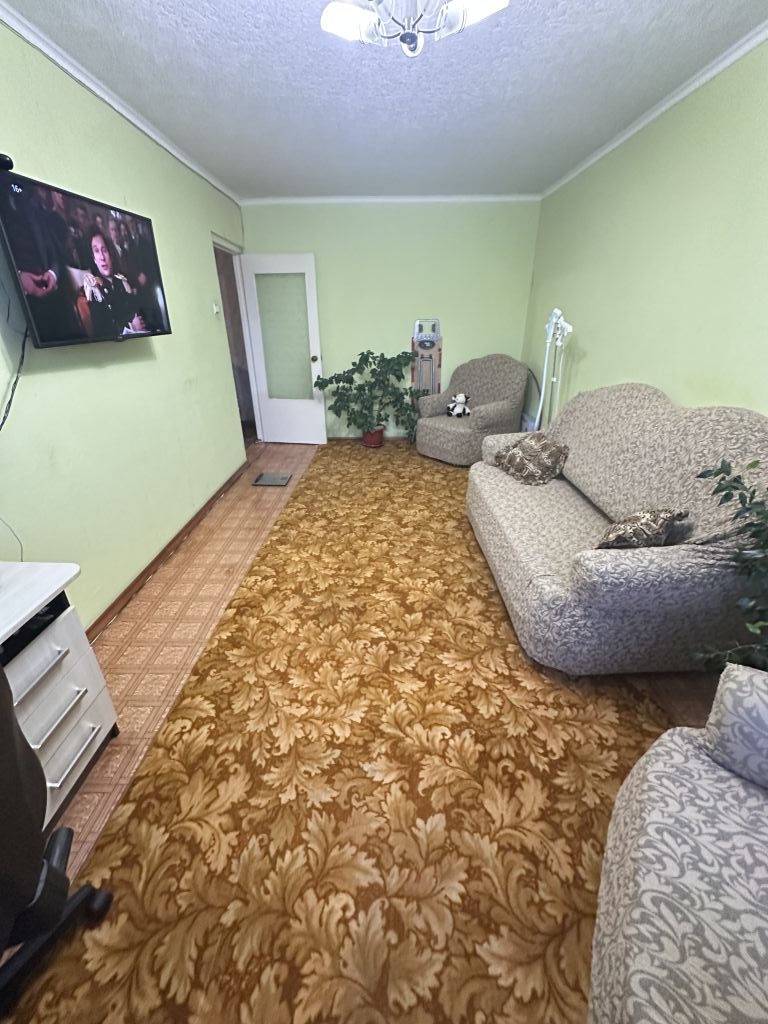 Продажа 2-комнатной квартиры, Подлесово,  6 а